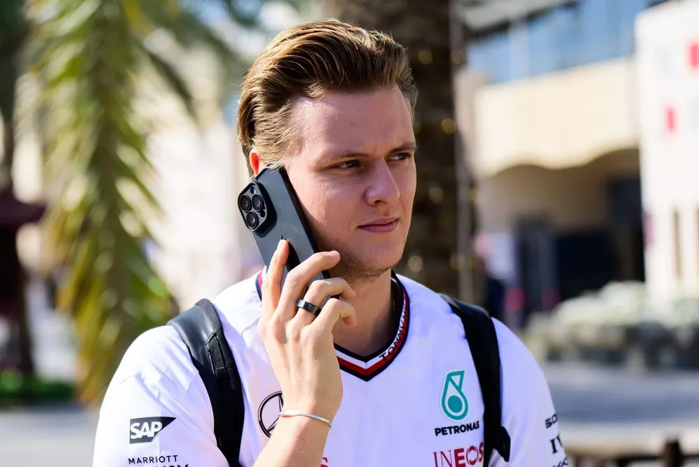 Mick Schumacher, Reserve driver Mercedes