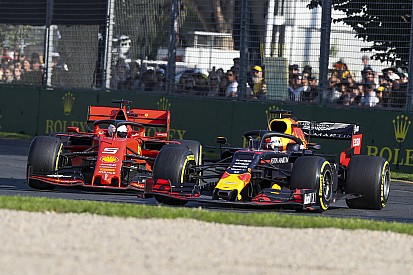 Honda permite a Verstappen "intentarlo" en las rectas