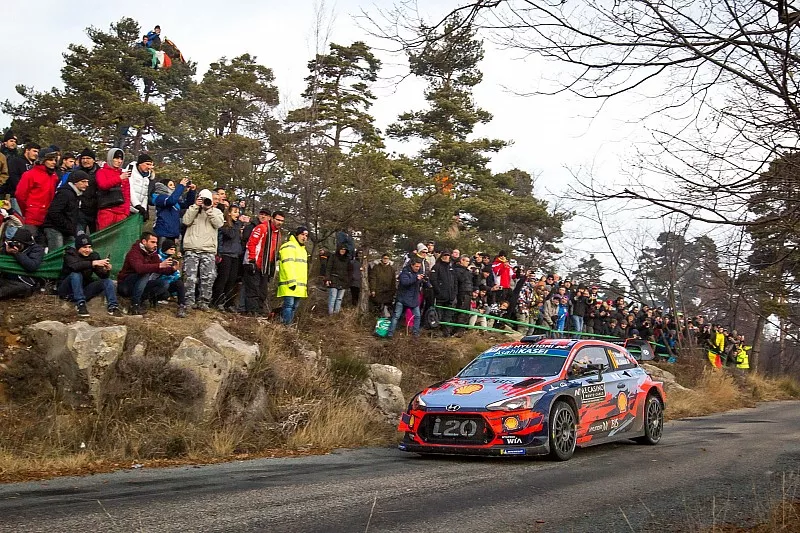 Thierry Neuville, Nicolas Gilsoul, Hyundai Motorsport Hyundai i20 Coupe WRC