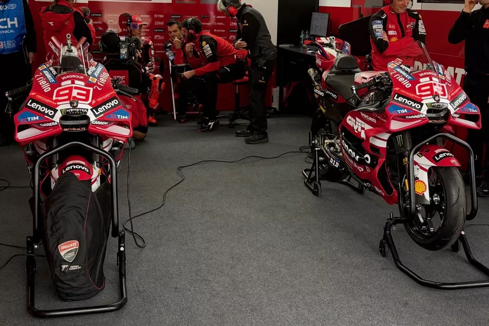 Détails de la moto de l'équipe Ducati