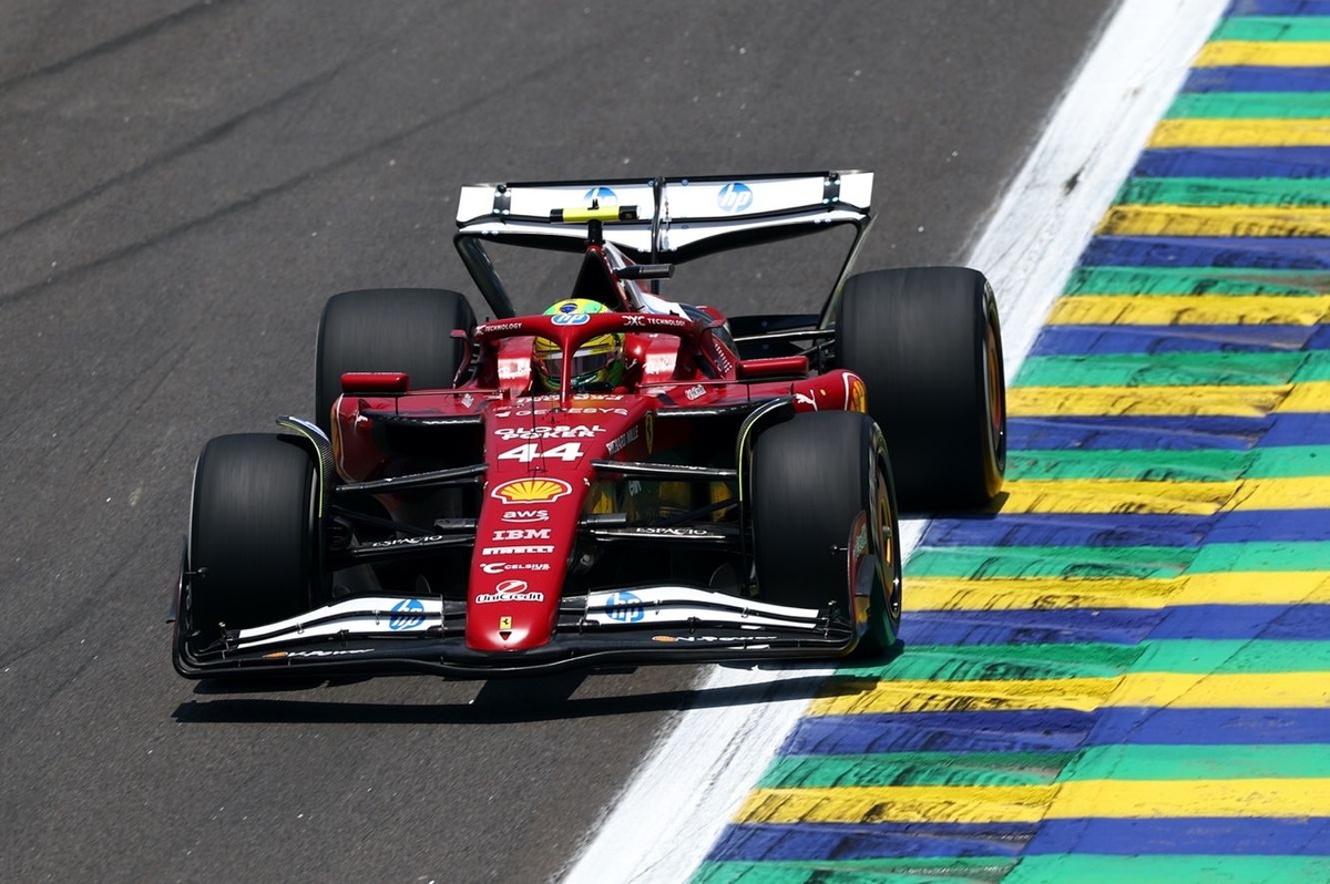 Lewis Hamilton sous enquête des commissaires à São Paulo