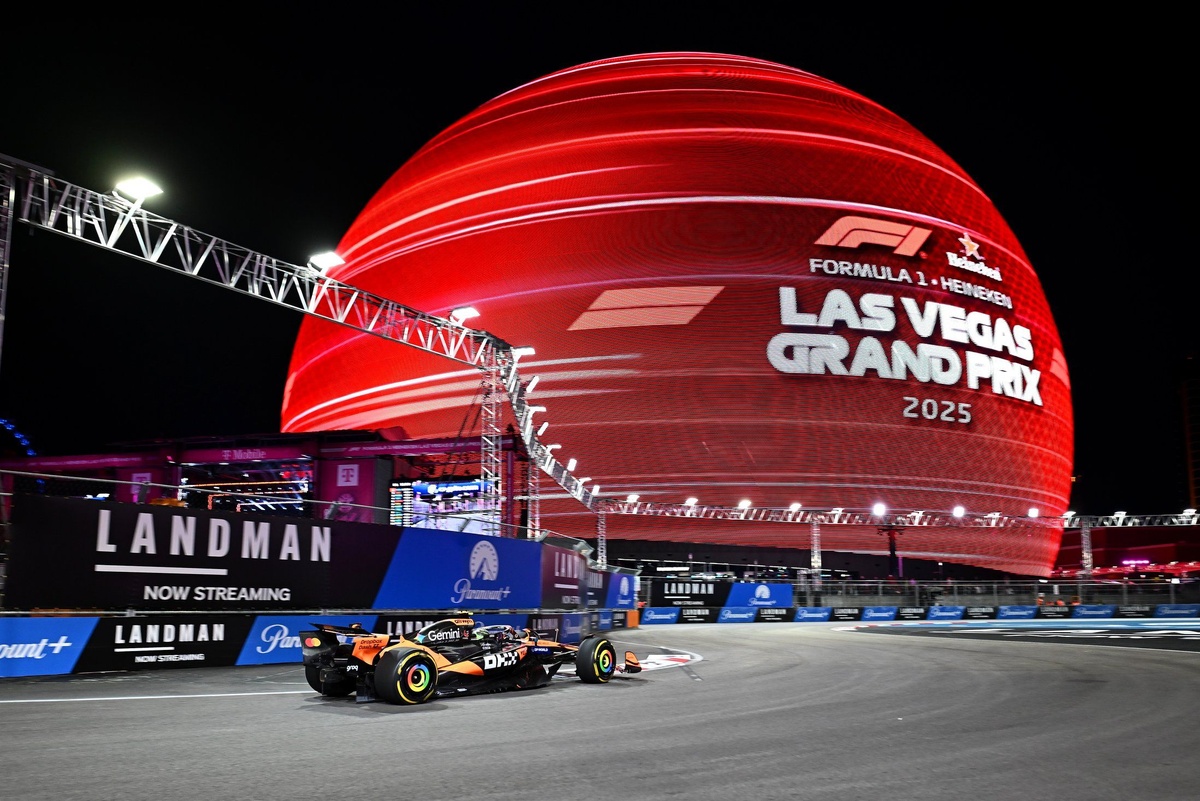 F1 | Nelle Libere di Las Vegas spunta a 'sorpresa' la McLaren. Ma gli interrogativi sono tanti