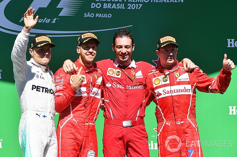 Brezilya GP: Vettel kazandı, Hamilton pit yolundan podyumu zorladı!