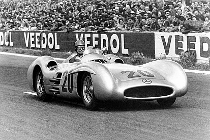معرض صور: جميع سيارات مرسيدس في الفورمولا واحد منذ 1954