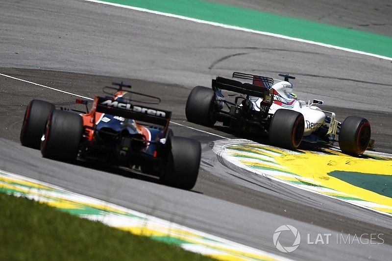 Felipe Massa, Williams FW40, Fernando Alonso, McLaren MCL32