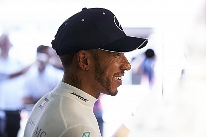 Hamilton: Schumi'nin yedi şampiyonluğu düşünülemez