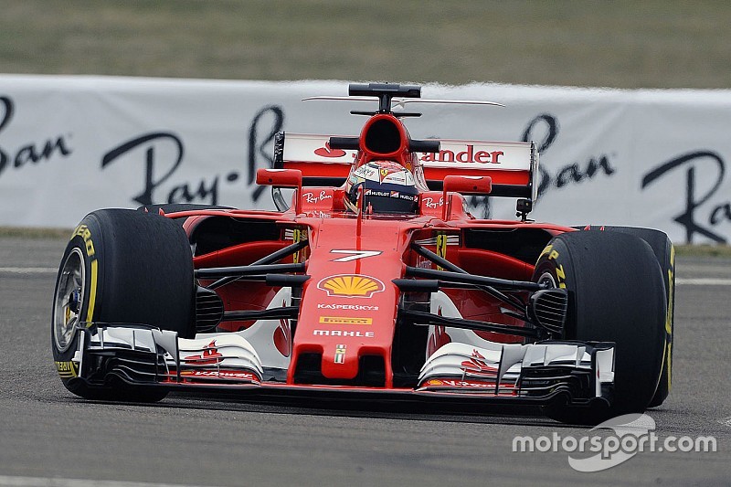 Photos - La Ferrari SF70H en piste à Fiorano
