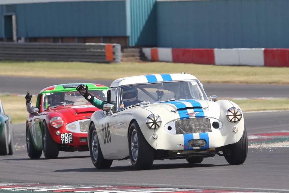 HEALEY 246 jack rawles 48 mark campfield     001