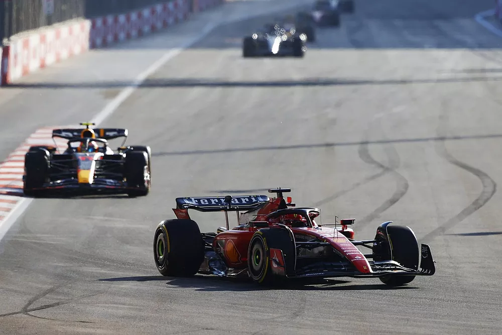 Charles Leclerc, Ferrari SF-23, Sergio Perez, Red Bull Racing RB19