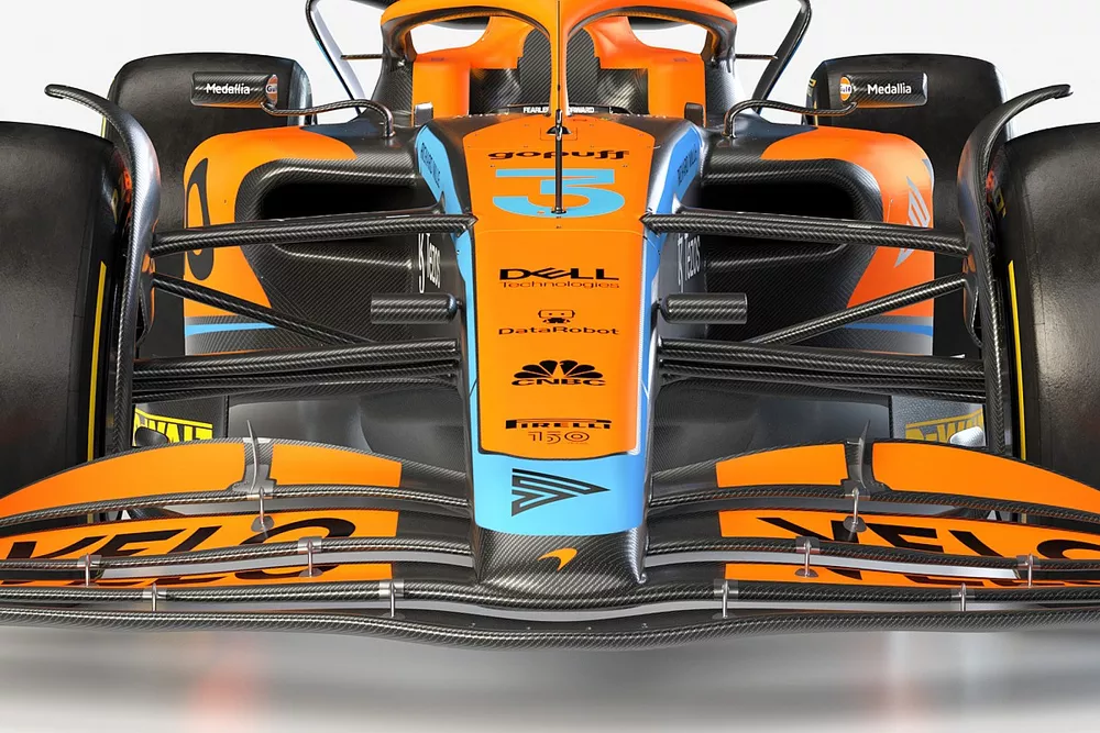 McLaren MCL35 details