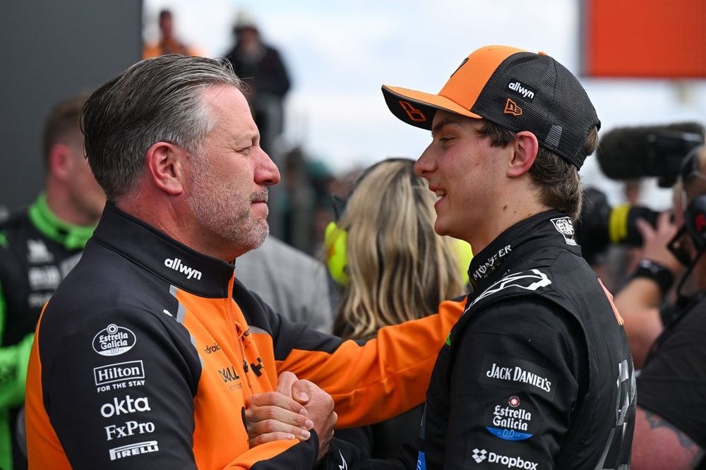 Oscar Piastri, McLaren, Zak Brown, McLaren