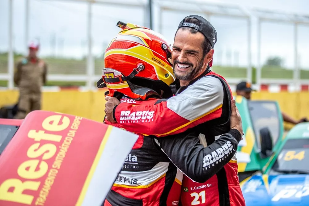 Thiago Camilo e Raphael Teixeira na GT Sprint Race 2022
