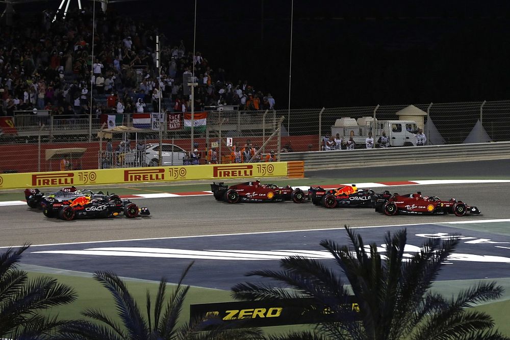 Charles Leclerc, Ferrari F1-75, Max Verstappen, Red Bull Racing RB18, Carlos Sainz Jr, Ferrari F1-75, Sergio Pérez, Red Bull Racing RB18, Lewis Hamilton, Mercedes W13