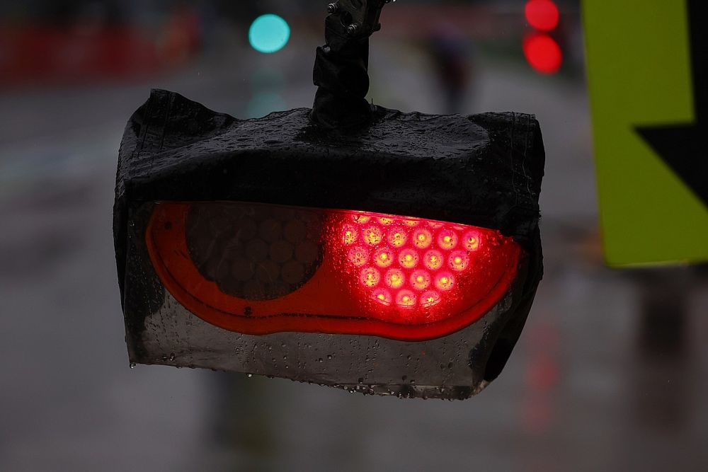 Luz de pits protegida contra la lluvia