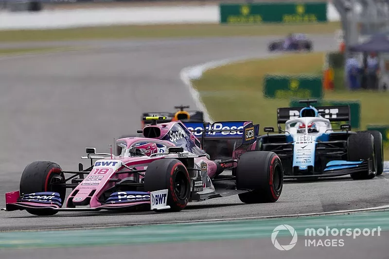 Lance Stroll, Racing Point RP19, devant George Russell, Williams Racing FW42