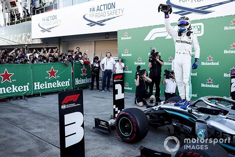 Ganador  Valtteri Bottas, Mercedes AMG F1 celebra