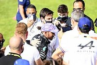 Wolff: "Llamar amateur a Hamilton no es de recibo"