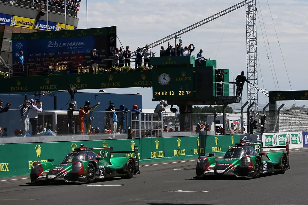 #38 Jota Oreca 07 Gibson LMP2 of Roberto Gonzalez, Antonio Felix da Costa, William Stevens #28 Jota Oreca 07 Gibson LMP2 of Oliver Rasmussen, Edward Jones, Jonathan Aberdein Le Mans 24hr 2022 Race Finish