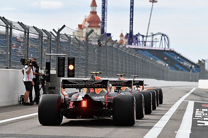 Alonso dan duo Red Bull-Toro Rosso start paling belakang