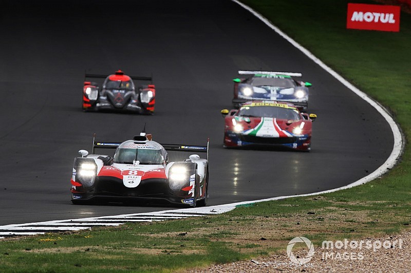 Организаторы WEC замедлили Toyota накануне японского этапа
