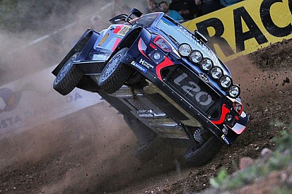 Neuville suffers roll during Rally Spain shakedown