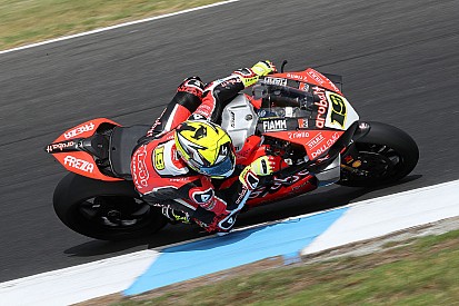 SBK, Buriram, Libere 1-2: dominio Ducati, Bautista si impone su Rea