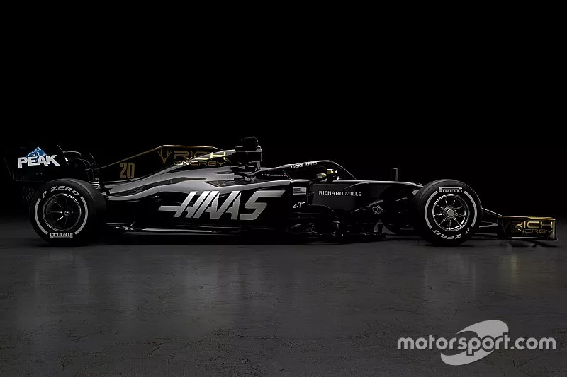 Haas F1 Team VF-19
