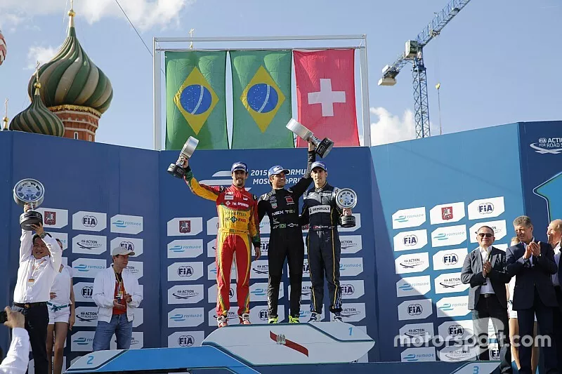 Podium: race winner Nelson Piquet Jr., second place Lucas di Grassi, third place S&eacute;bastien Buemi