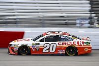 Kenseth domina el primer segmento en Richmond