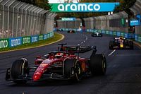 F1 - Leclerc: Ferrari n&atilde;o pode "olhar muito para o que Mercedes e Red Bull est&atilde;o fazendo"