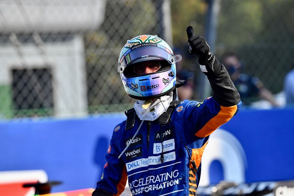 Daniel Ricciardo, McLaren, tercer clasificado en la carrera al sprint