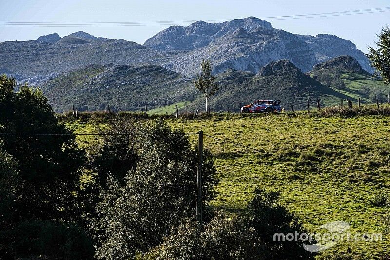 Surhayen Pern&iacute;a - Alba S&aacute;nchez (Hyundai i20 R5)