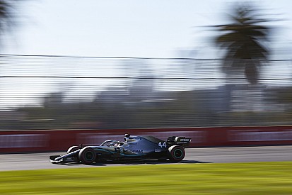 Lewis Hamilton comanda la práctica antes de la calificación en Australia