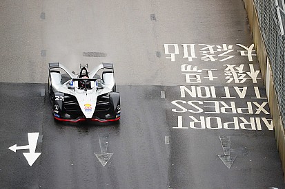 Diaporama : les suisses Buemi et Mortara dans le E-Prix de Hong Kong en Formule E