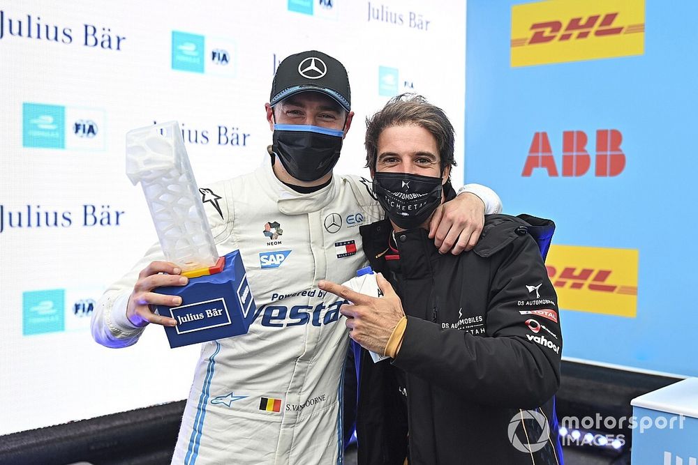 Pole Sitter Stoffel Vandoorne, Mercedes-Benz EQ, EQ Silver Arrow 02 celebrates in Parc Ferme with the trophy, Antonio Felix Da Costa, DS Techeetah 