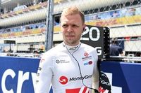 Por qu&eacute; Magnussen correr&aacute; el resto del 2024 amenazado por una suspensi&oacute;n