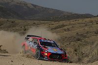 Duro accidente de Neuville en el regreso a los test