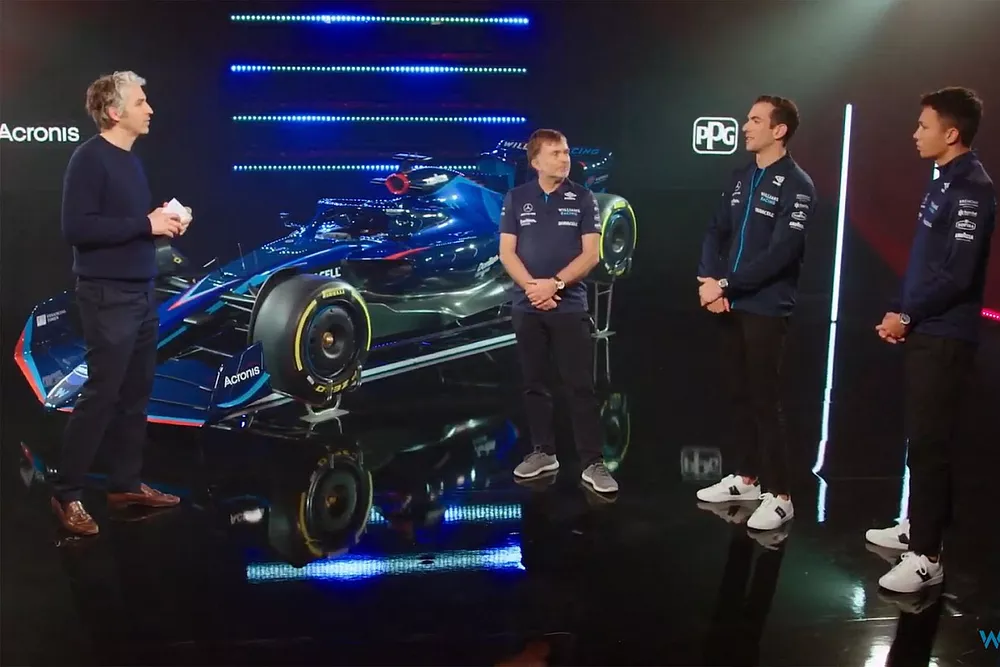 Alex Albon, Nicholas Latifi, Williams  con el Williams FW44