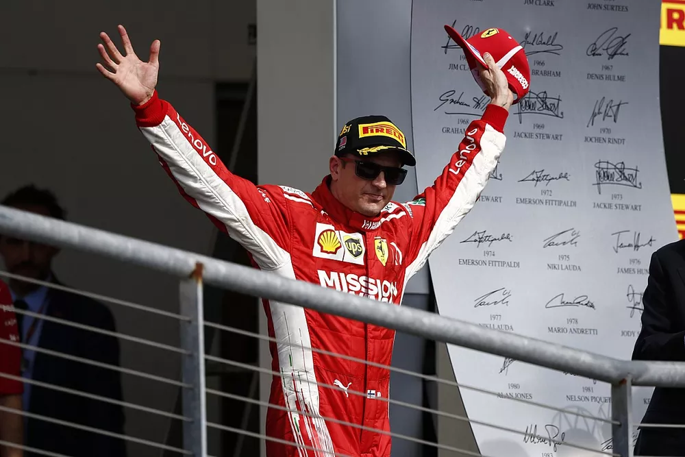 Podio: ganador de la carrera Kimi Raikkonen, Ferrari