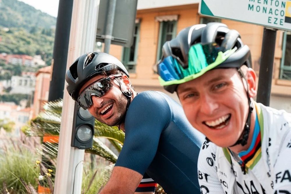 Carlos Sainz Tadej Pogacar