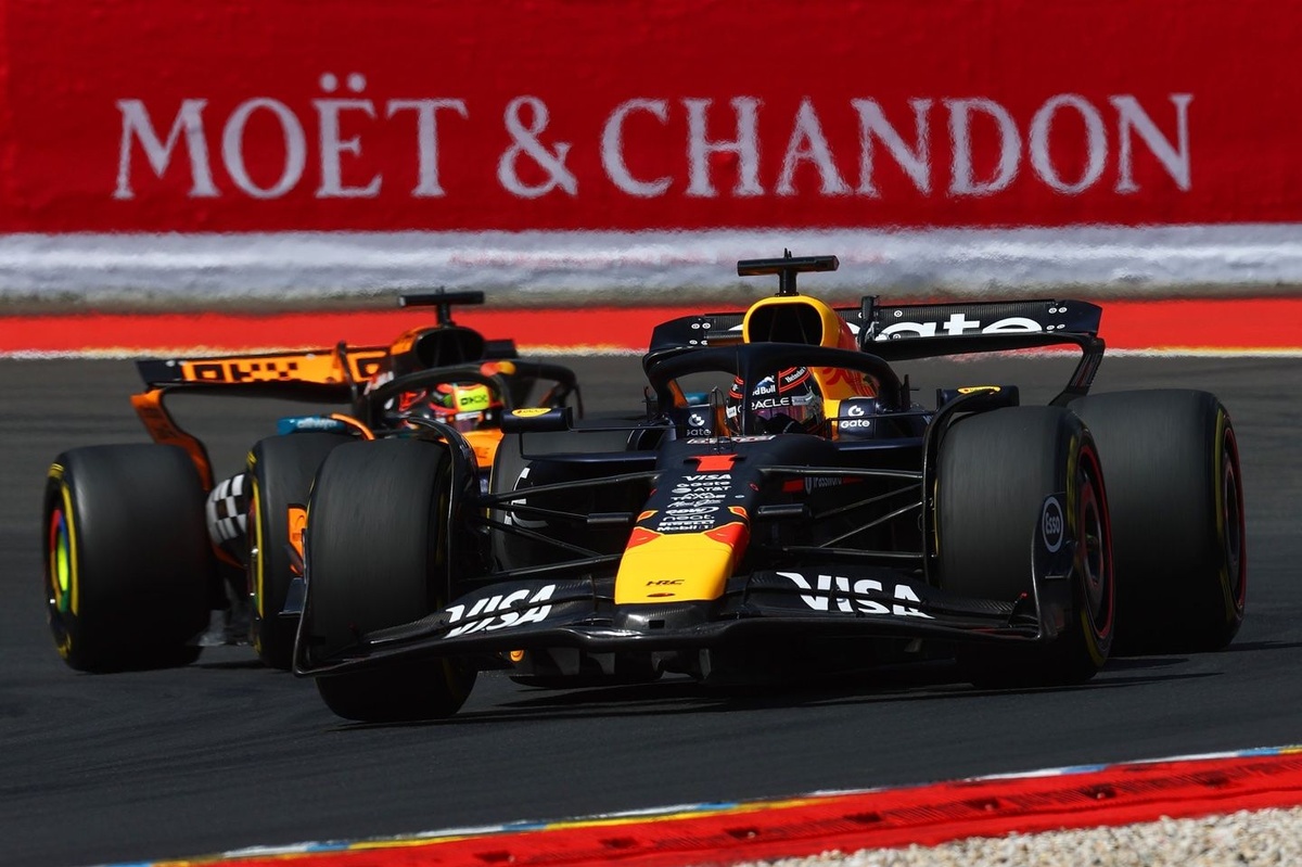 F1 Belgian GP: Max Verstappen fends off Oscar Piastri and Lando Norris for sprint race win