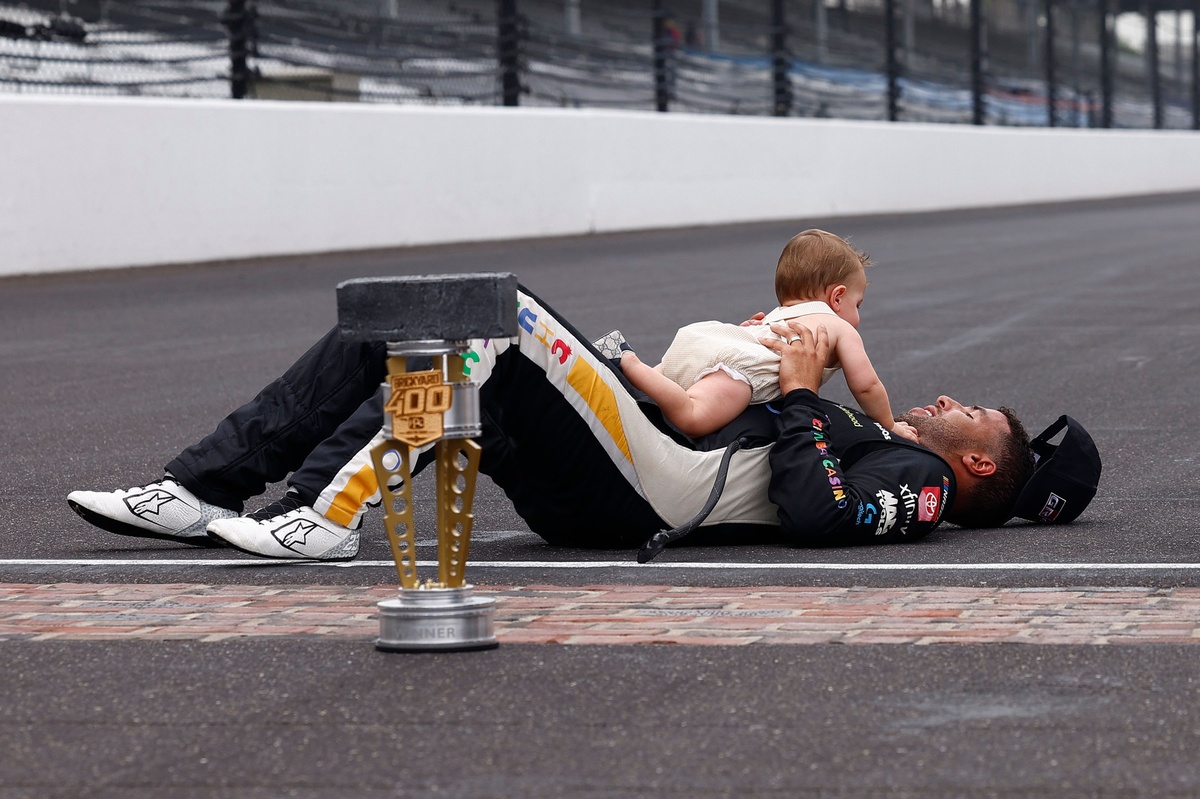 Bubba Wallace brings new zen to NASCAR Cup Playoffs