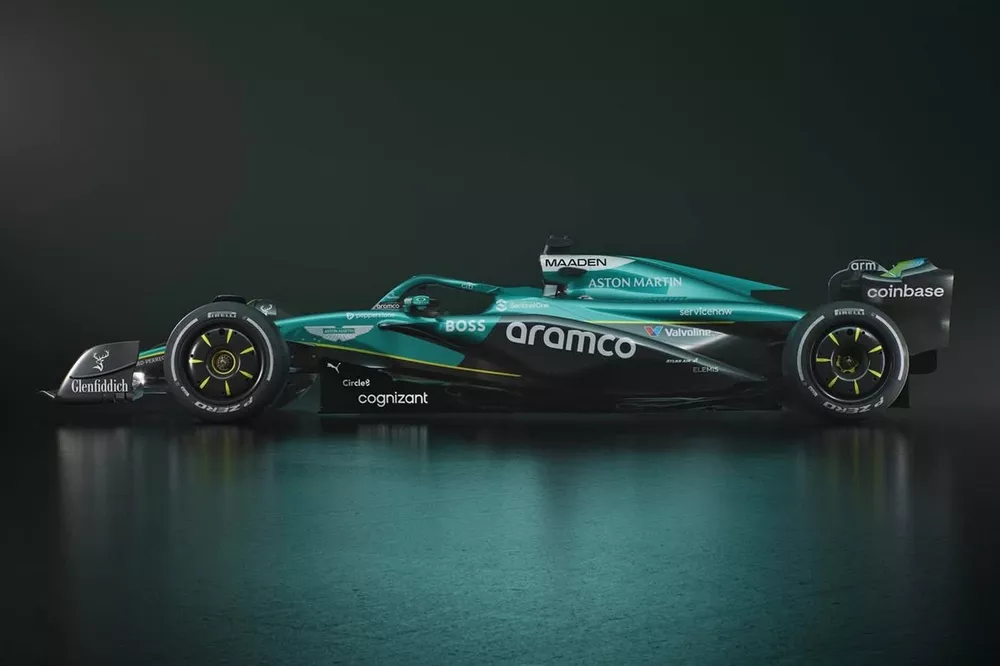 アストンマーティンF1、ホンダとジョイント前年のマシンAMR25カラー