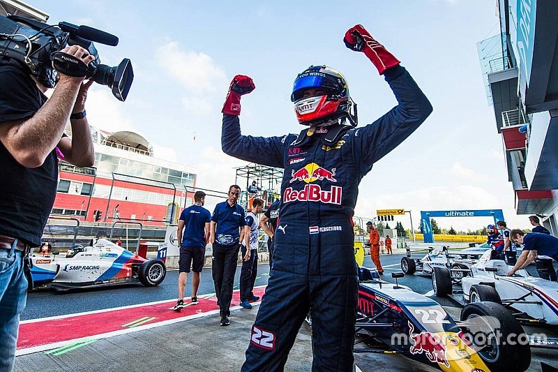 SMP F4: Verschoor pakt Noord-Europees kampioenschap met derde hattrick op rij