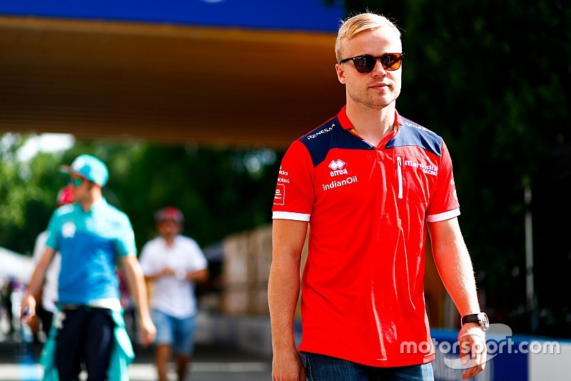 Riyad Formula E yarışında Wehrlein'ın yerine Rosenqvist yarışacak