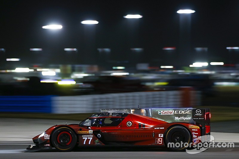 24h Daytona: Bernhard und Rast fahren für Mazda