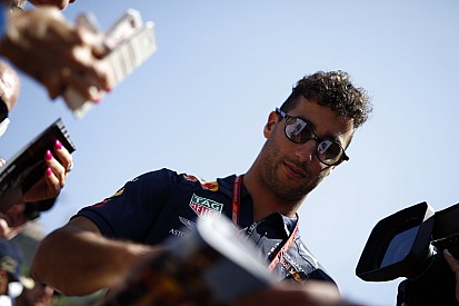 Ricciardo should leave Red Bull for Ferrari - Rosberg