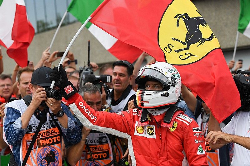 El ganador del GP de Canadá, Sebastian Vettel, Ferrari celebra en parc ferme