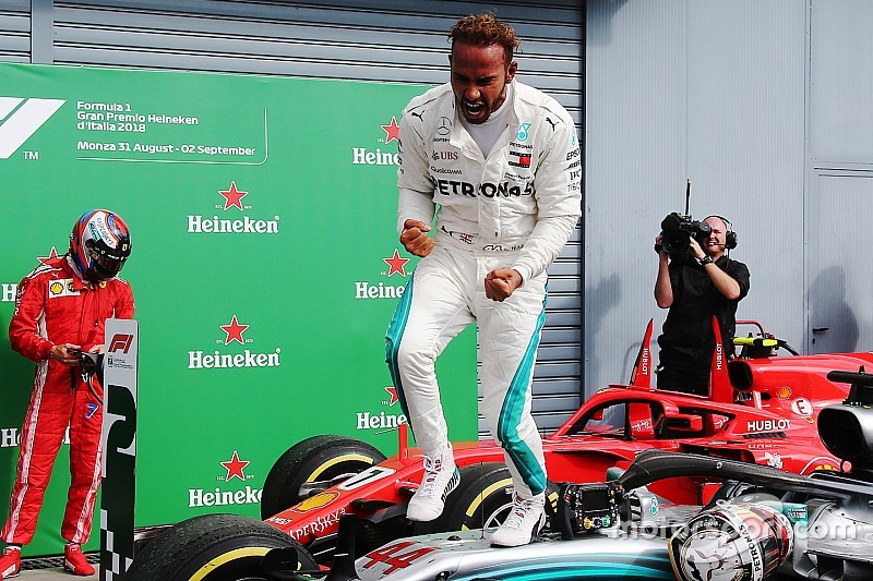 汉密尔顿:蒙扎的胜利给了法拉利最大的精神打击