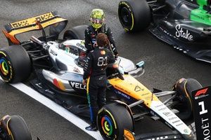 F1: Button nomeia "pior companheiro de equipe" da temporada 2025; veja quem é